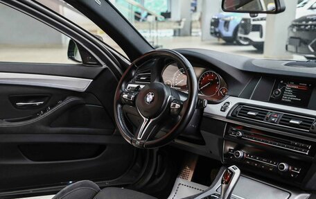 BMW 5 серия, 2014 год, 1 950 000 рублей, 13 фотография