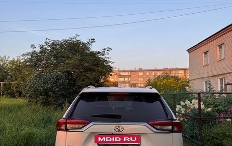 Toyota RAV4, 2020 год, 3 150 000 рублей, 3 фотография