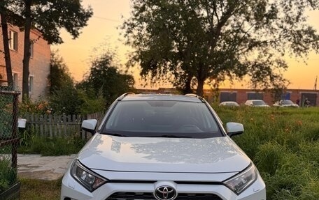 Toyota RAV4, 2020 год, 3 150 000 рублей, 8 фотография