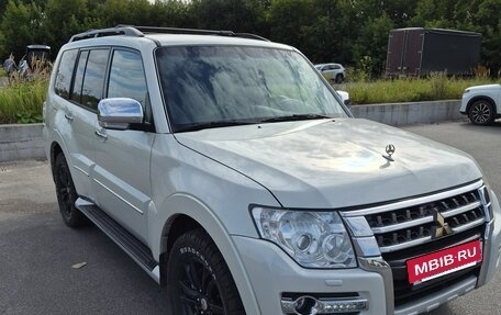 Mitsubishi Pajero IV, 2019 год, 3 600 000 рублей, 2 фотография