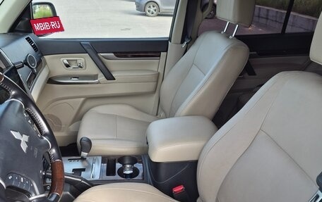 Mitsubishi Pajero IV, 2019 год, 3 600 000 рублей, 9 фотография