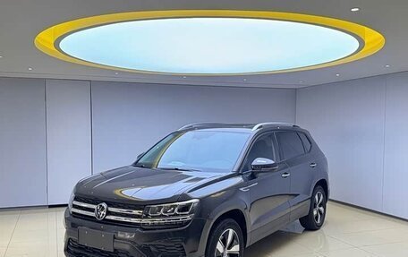 Volkswagen Tharu, 2023 год, 1 870 000 рублей, 1 фотография