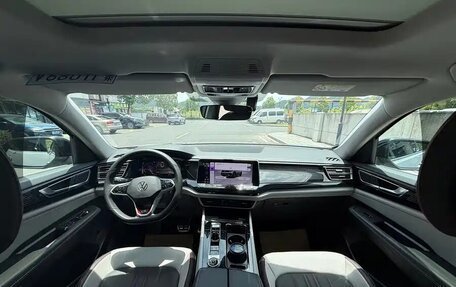 Volkswagen Teramont I, 2024 год, 4 454 000 рублей, 7 фотография