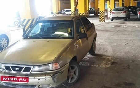 Daewoo Nexia I рестайлинг, 1997 год, 100 000 рублей, 3 фотография