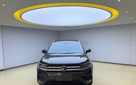 Volkswagen Tharu, 2023 год, 1 870 000 рублей, 4 фотография