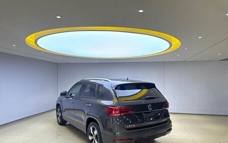 Volkswagen Tharu, 2023 год, 1 870 000 рублей, 3 фотография