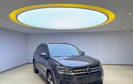 Volkswagen Tharu, 2023 год, 1 870 000 рублей, 6 фотография
