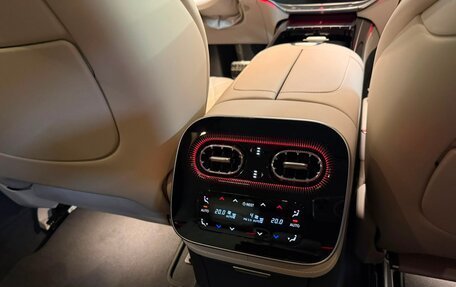 Mercedes-Benz S-Класс, 2026 год, 27 370 000 рублей, 38 фотография