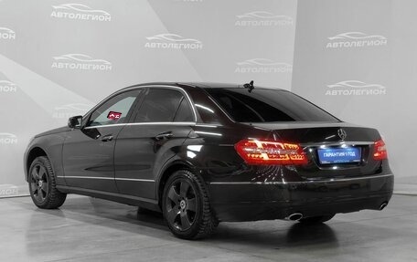 Mercedes-Benz E-Класс, 2010 год, 1 420 000 рублей, 3 фотография