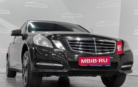 Mercedes-Benz E-Класс, 2010 год, 1 420 000 рублей, 32 фотография