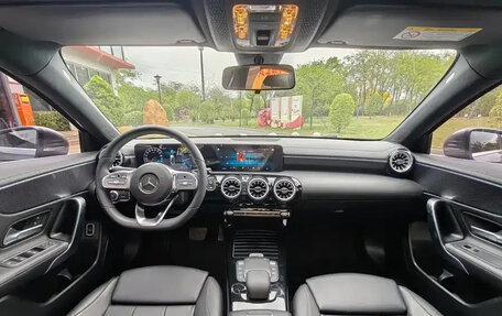 Mercedes-Benz A-Класс, 2022 год, 1 830 300 рублей, 10 фотография