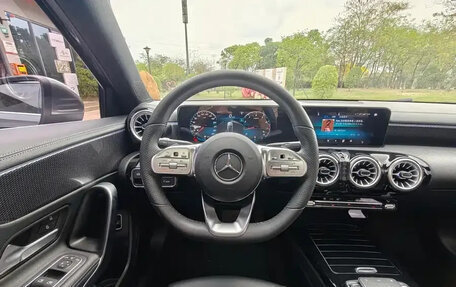 Mercedes-Benz A-Класс, 2022 год, 1 830 300 рублей, 13 фотография