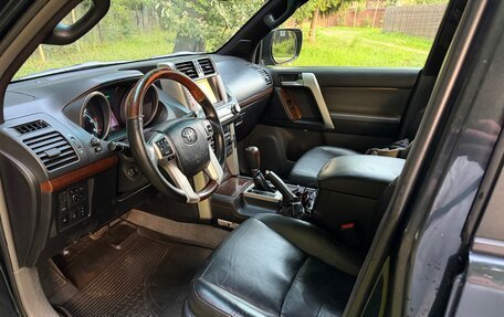 Toyota Land Cruiser Prado 150 рестайлинг 2, 2013 год, 2 850 000 рублей, 6 фотография
