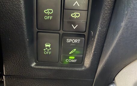 Toyota Land Cruiser Prado 150 рестайлинг 2, 2013 год, 2 850 000 рублей, 13 фотография