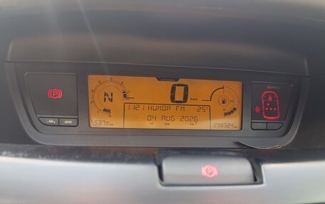 Citroen C4 Picasso II рестайлинг, 2012 год, 650 000 рублей, 14 фотография