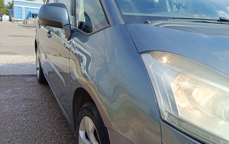 Citroen C4 Picasso II рестайлинг, 2012 год, 650 000 рублей, 7 фотография