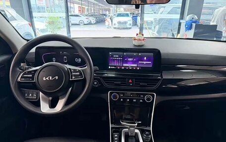 KIA Seltos I, 2023 год, 1 900 007 рублей, 6 фотография