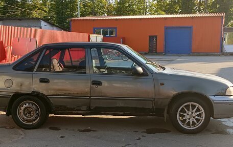 Daewoo Nexia I рестайлинг, 2004 год, 49 000 рублей, 4 фотография