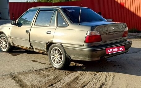 Daewoo Nexia I рестайлинг, 2004 год, 49 000 рублей, 7 фотография