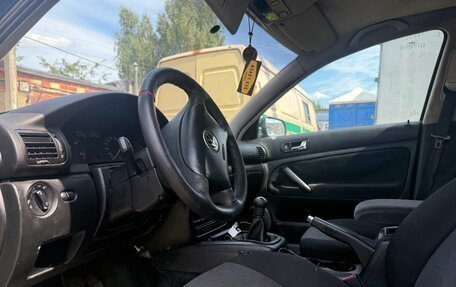 Volkswagen Passat B5+ рестайлинг, 1997 год, 300 000 рублей, 2 фотография