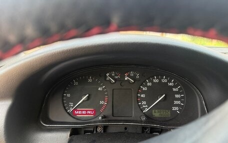 Volkswagen Passat B5+ рестайлинг, 1997 год, 300 000 рублей, 5 фотография