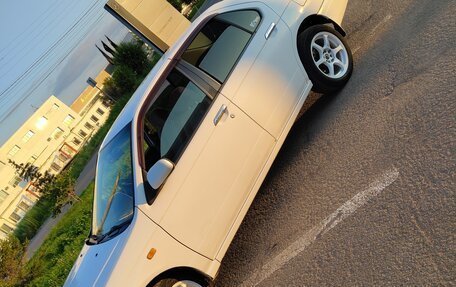 Nissan Bluebird XI, 2001 год, 400 000 рублей, 6 фотография