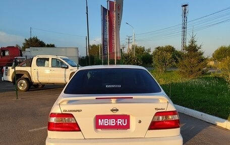 Nissan Bluebird XI, 2001 год, 400 000 рублей, 3 фотография