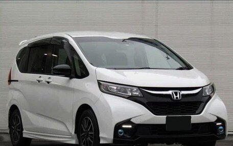 Honda Freed II, 2019 год, 1 300 000 рублей, 3 фотография