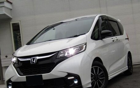 Honda Freed II, 2019 год, 1 300 000 рублей, 8 фотография