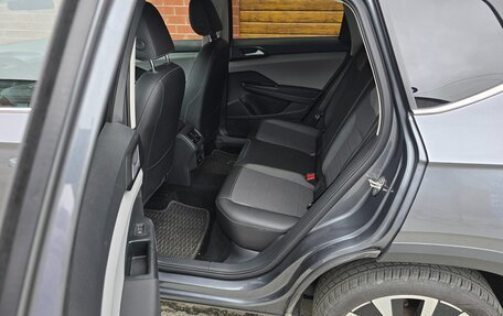 Volkswagen Taos, 2021 год, 2 266 000 рублей, 10 фотография