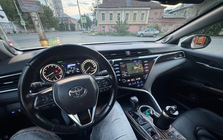 Toyota Camry, 2019 год, 3 100 000 рублей, 11 фотография