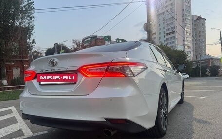 Toyota Camry, 2019 год, 3 100 000 рублей, 6 фотография
