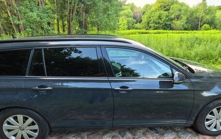 Volkswagen Passat B8 рестайлинг, 2017 год, 1 670 000 рублей, 6 фотография