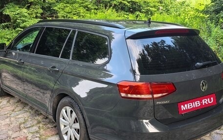 Volkswagen Passat B8 рестайлинг, 2017 год, 1 670 000 рублей, 3 фотография