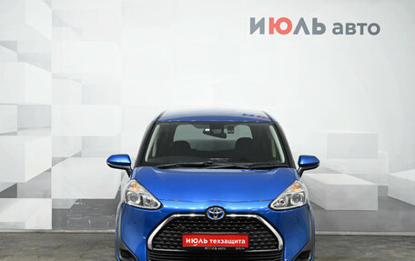 Toyota Sienta II, 2019 год, 1 675 000 рублей, 2 фотография