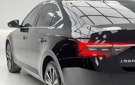 Skoda Superb, 2024 год, 1 400 007 рублей, 7 фотография