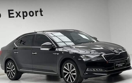 Skoda Superb, 2024 год, 1 400 007 рублей, 3 фотография