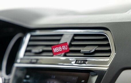 Volkswagen Tiguan II, 2019 год, 2 128 000 рублей, 31 фотография