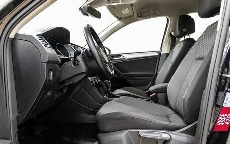Volkswagen Tiguan II, 2019 год, 2 128 000 рублей, 29 фотография