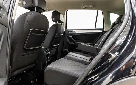 Volkswagen Tiguan II, 2019 год, 2 128 000 рублей, 37 фотография