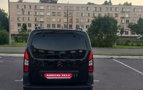 Citroen Berlingo II рестайлинг, 2011 год, 1 000 000 рублей, 12 фотография