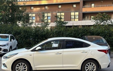 Hyundai Solaris II рестайлинг, 2018 год, 1 290 000 рублей, 2 фотография