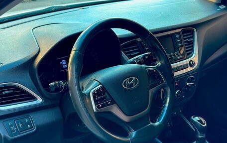 Hyundai Solaris II рестайлинг, 2018 год, 1 290 000 рублей, 10 фотография