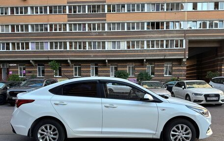 Hyundai Solaris II рестайлинг, 2018 год, 1 290 000 рублей, 6 фотография