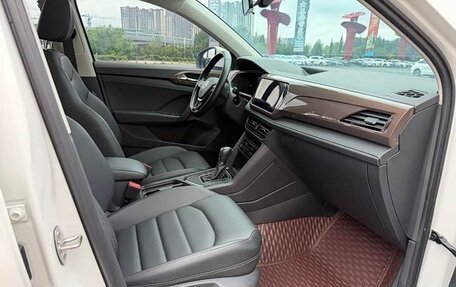 Volkswagen Tharu, 2022 год, 1 650 000 рублей, 16 фотография