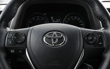 Toyota RAV4, 2017 год, 2 850 000 рублей, 13 фотография