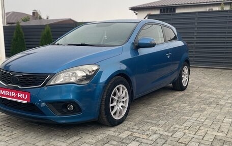 KIA cee'd I рестайлинг, 2011 год, 730 000 рублей, 2 фотография