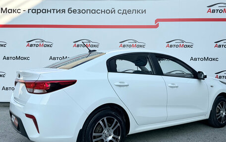 KIA Rio IV, 2018 год, 1 025 000 рублей, 4 фотография
