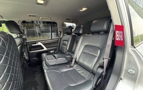 Toyota Land Cruiser 200, 2016 год, 4 500 000 рублей, 10 фотография