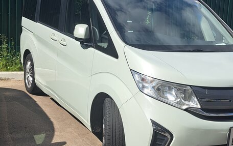 Honda Stepwgn IV, 2016 год, 1 600 000 рублей, 3 фотография